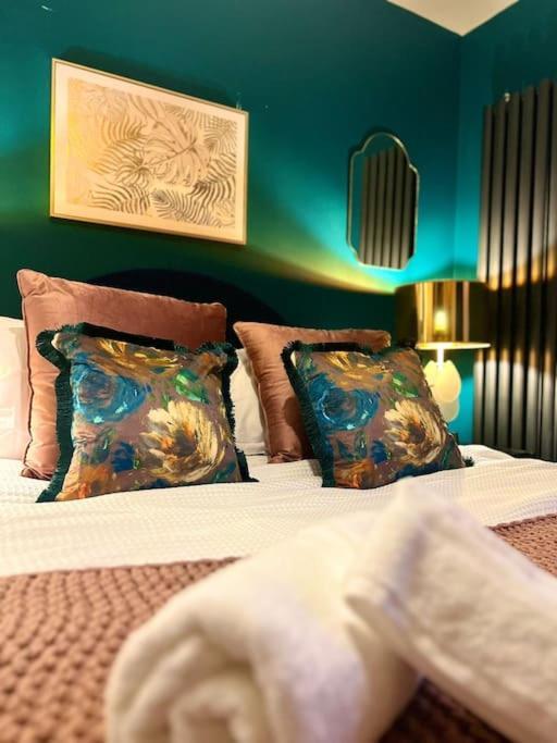 Canalside Terrace-Boutique Stay Worcester City Esterno foto